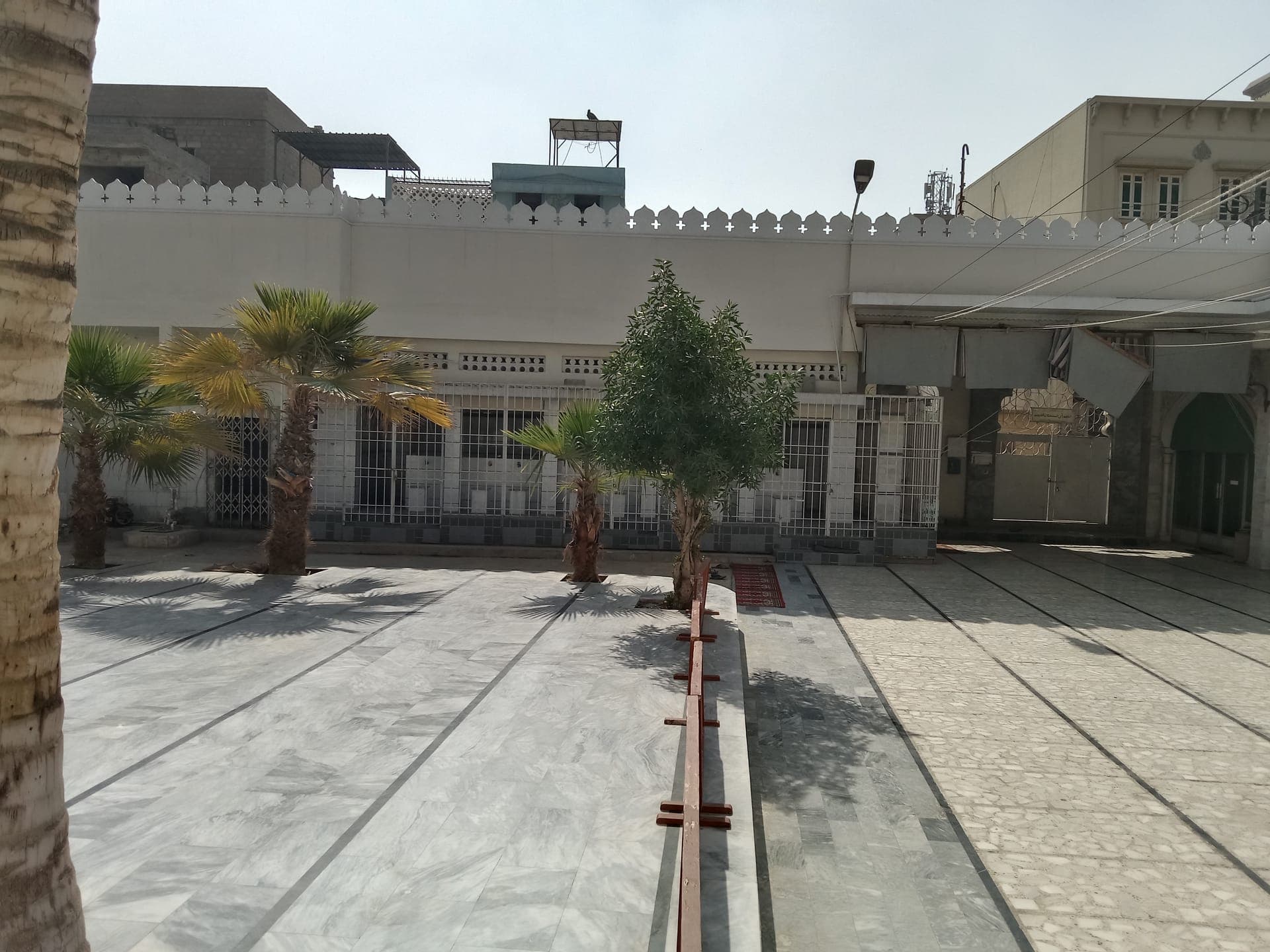 ۔